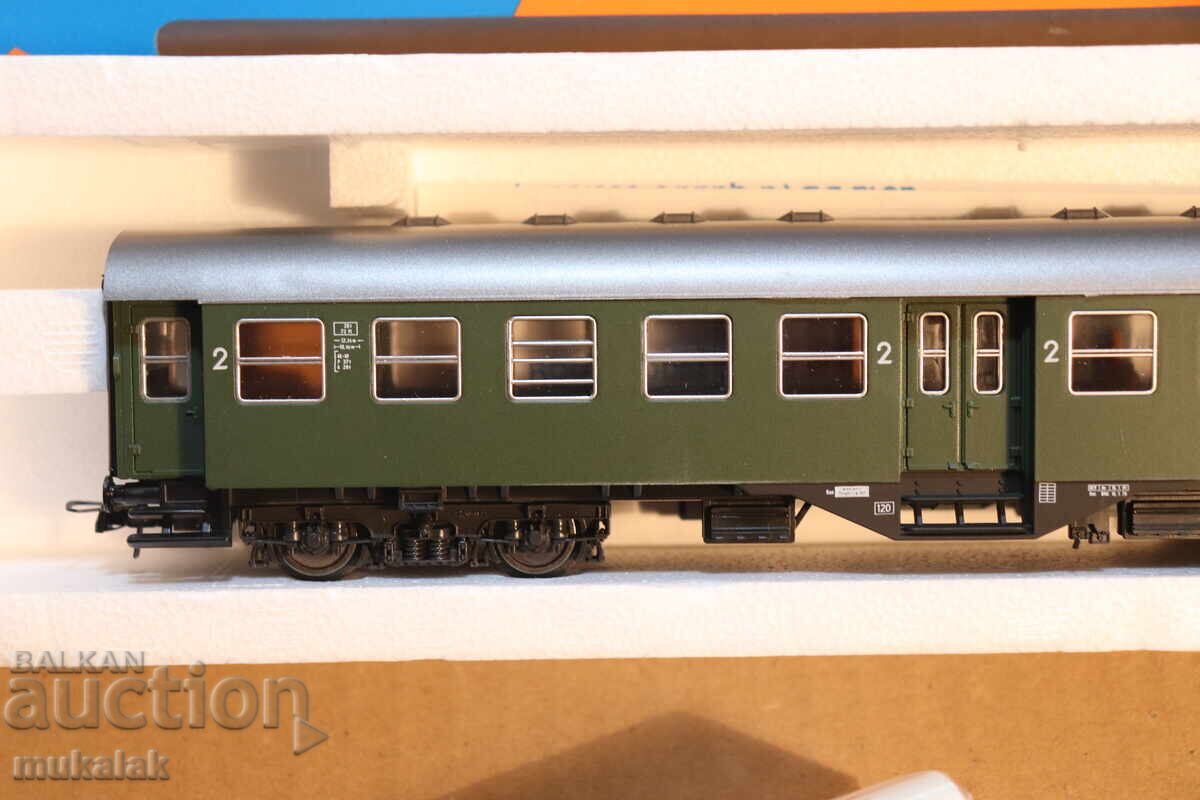 Auction H0 1/87 ROCO LOCOMOTIVE WAGON TRAIN TRAIN Auction H0 1/87 ROCO LOCOMOTIVE WAGON TRAIN TRAIN