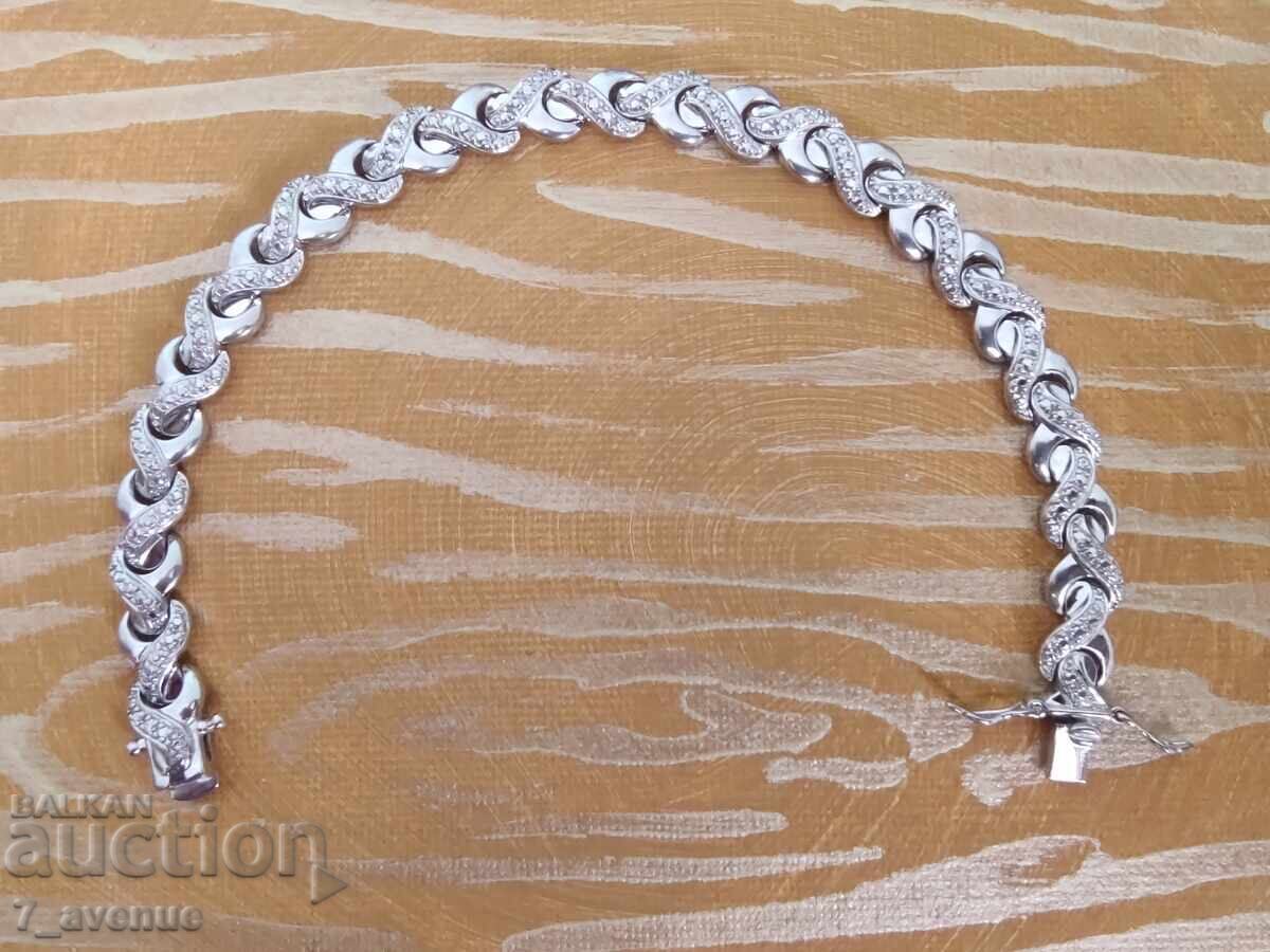 Ασημένιο βραχιόλι κόσμημα, με πέτρα: διαμάντι 16.04.2025 με τιμή 199.00 BGN | € 101.75 Ασημένιο βραχιόλι κόσμημα, με πέτρα: διαμάντι 16.04.2025 με τιμή 199.00 BGN | € 101.75