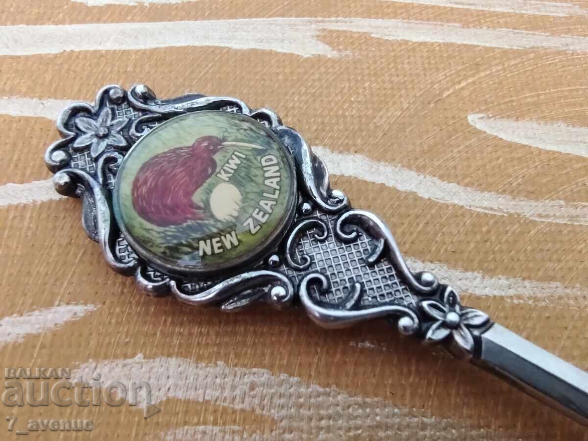 Aparat, linguriță argintată, pentru colecție 16.04.25 cu preț 69.00 BGN | € 35.28 Aparat, linguriță argintată, pentru colecție 16.04.25 cu preț 69.00 BGN | € 35.28