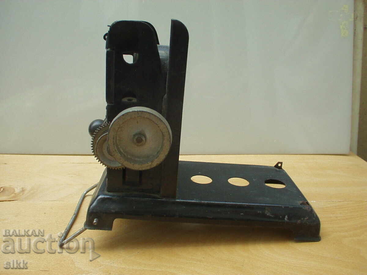 Δημοπρασία Αρχαία μηχανή προβολής ταινιών