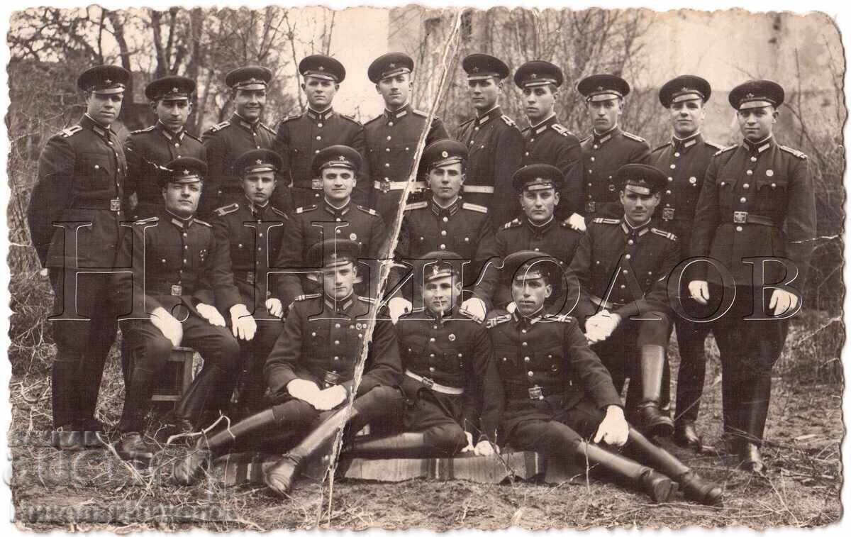 1950 Old Photo Soldiers Parade Uniform Creased D722