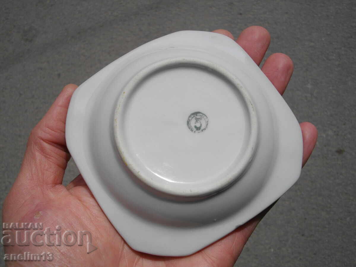 Delivery of BULGARIAN PORCELAIN ASHTRAY CSKA