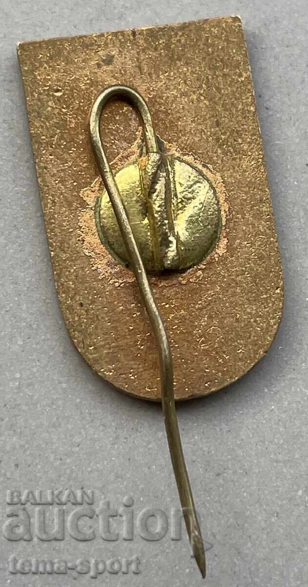 1521 Σοβιετικό Ολυμπιακό σήμα Κλαμπ Μπουρεβέστνικ Λένινγκραντ σμάλτο με τιμή 10.00 BGN | € 5.11