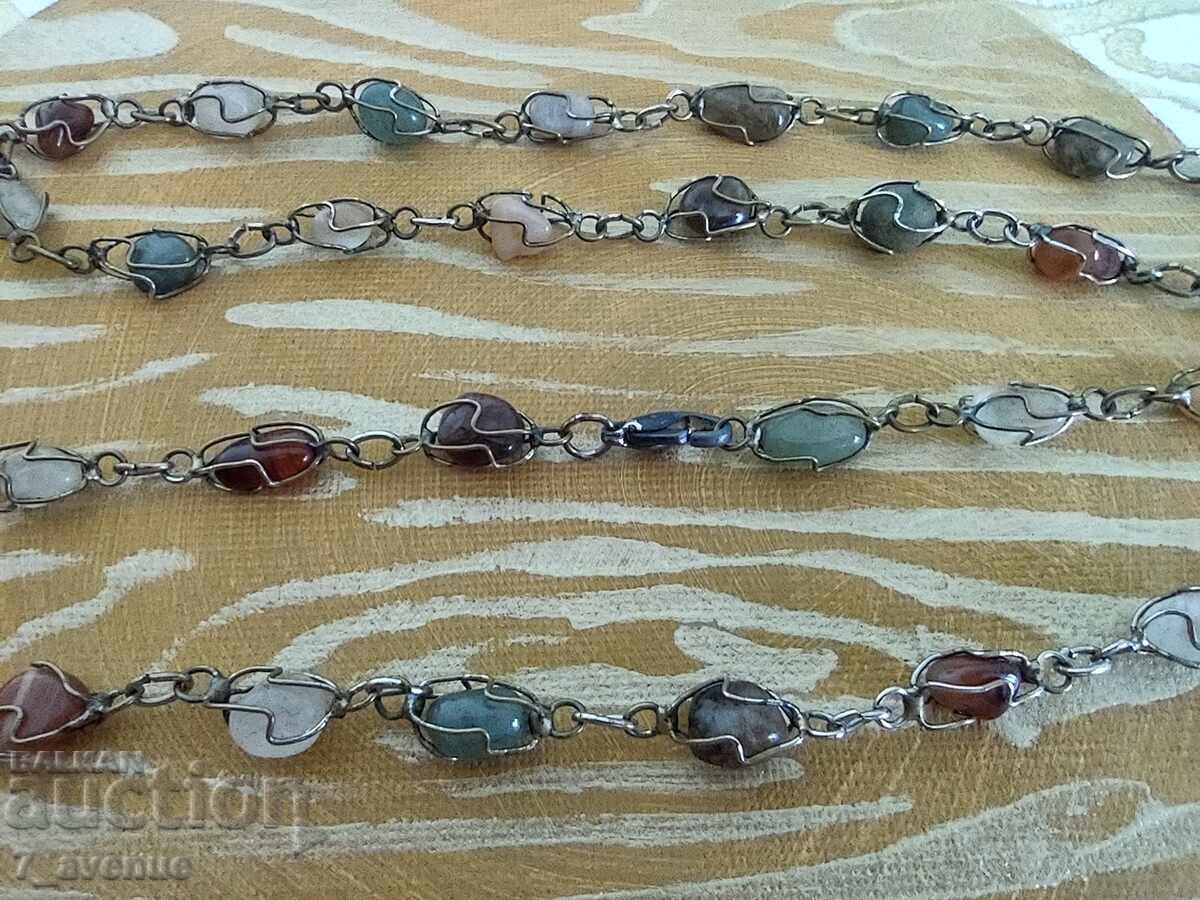 Κολιέ κόσμημα, πολύ μακρύ, φυσικά πετράδια 17.04.2025 με τιμή 69.00 BGN | € 35.28