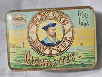 Παλιό μεταλλικό κουτί τσιγάρων