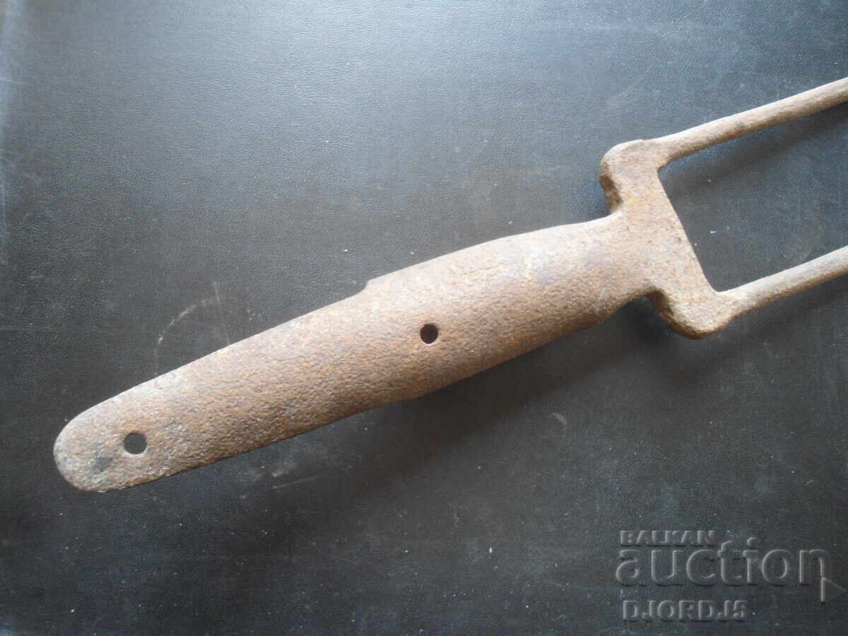 Old forged blade with price 7.00 BGN | € 3.58
