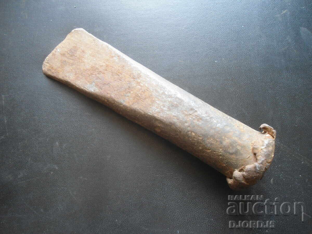 Vechi pană cu preț 4.00 BGN | € 2.05 Vechi pană cu preț 4.00 BGN | € 2.05