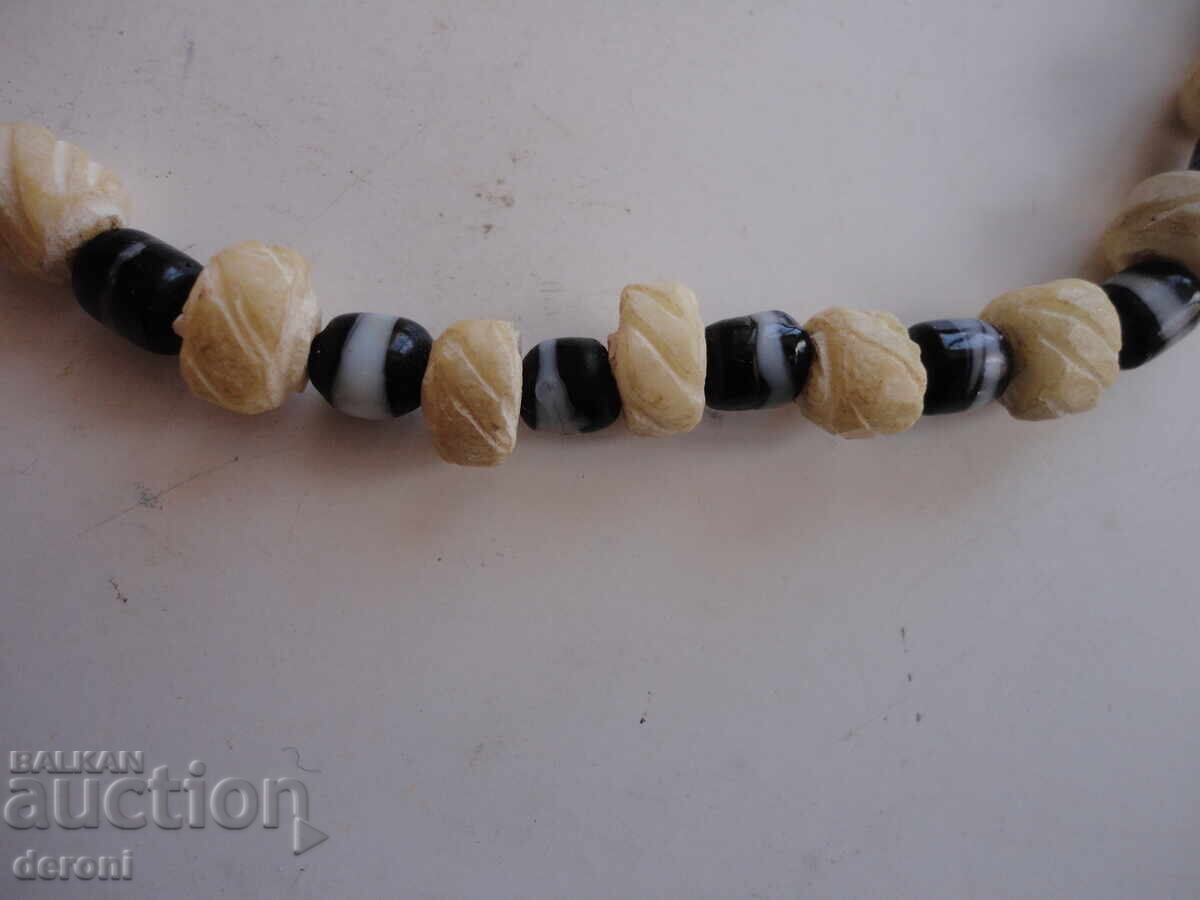 Страхотно колие гердан естествени камъни 6 с цена 15.00 лв. | € 7.67 Страхотно колие гердан естествени камъни 6 с цена 15.00 лв. | € 7.67