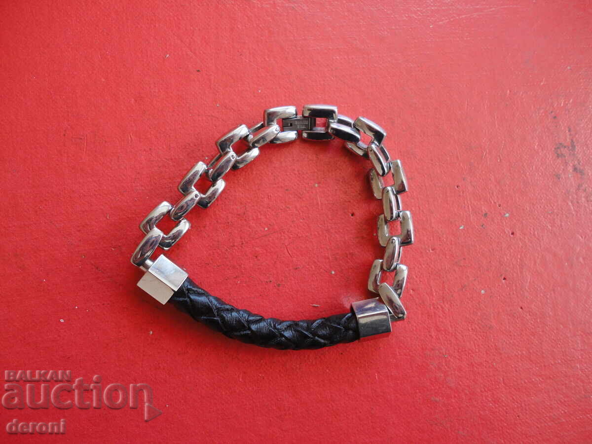 Licitație Brățară superbă din piele și oțel