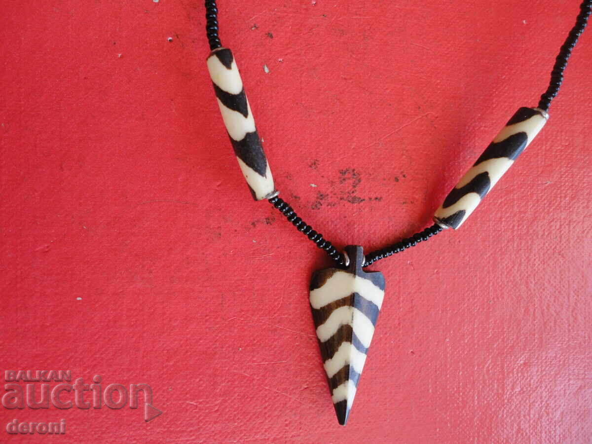 Колие гердан от рог и мъниста с цена 15.00 лв. | € 7.67