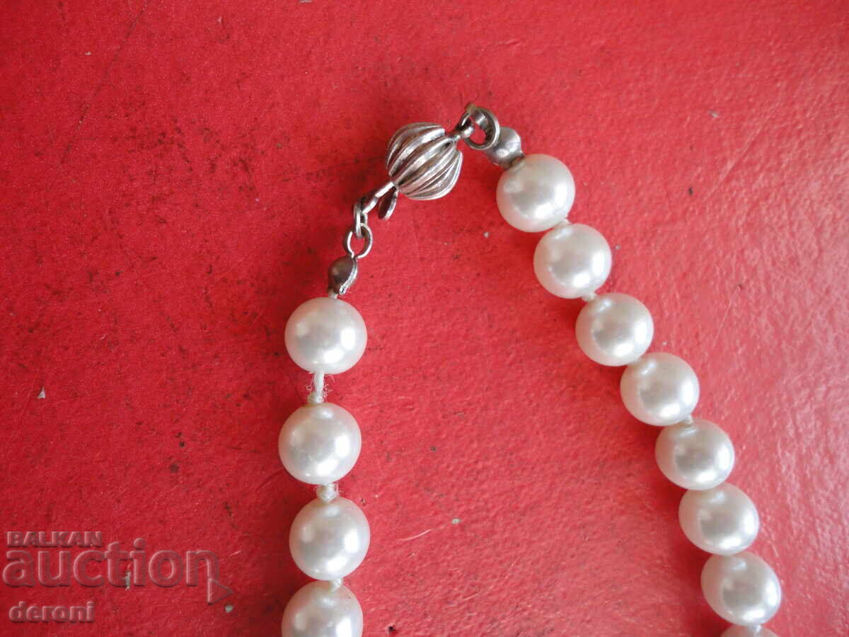 Colier guler din perle 33 cu preț 10.00 BGN | € 5.11