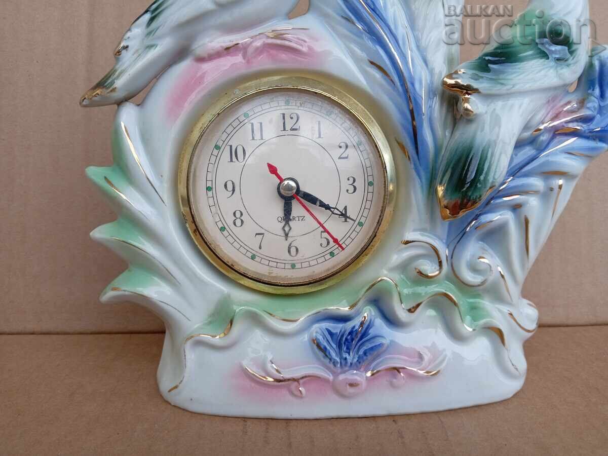 Licitație Păsări de porțelan cu vază și ceas retro vintage