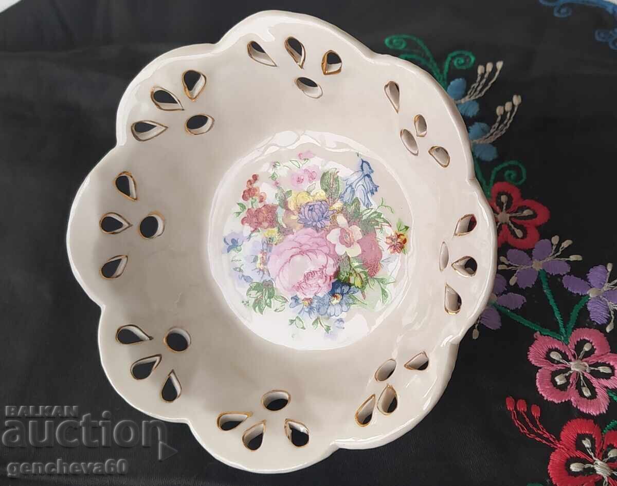 Nut bowl, floral decoration, openwork edge with price € 5.11 | 9.99 BGN