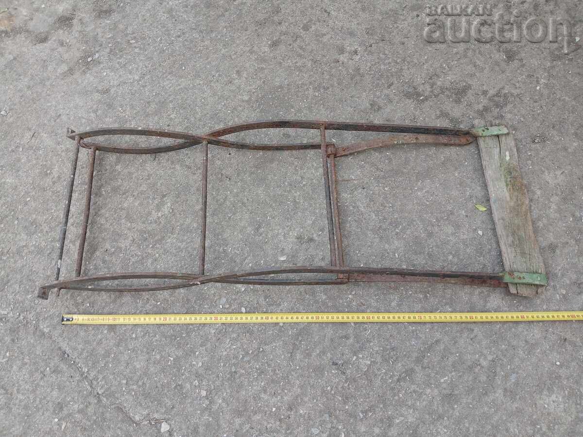 Παράδοση ΣΤΑΡ ΚΟΒΑΝ ΠΤΥΣΣΟΜΕΝΗ ΚΑΡΕΚΛΑ ΚΗΠΟΥ Παράδοση ΣΤΑΡ ΚΟΒΑΝ ΠΤΥΣΣΟΜΕΝΗ ΚΑΡΕΚΛΑ ΚΗΠΟΥ