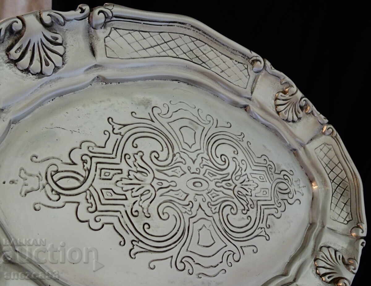 Παράδοση Οβάλ πλατό, φρουτιέρα από κασσίτερο Art Nouveau Παράδοση Οβάλ πλατό, φρουτιέρα από κασσίτερο Art Nouveau