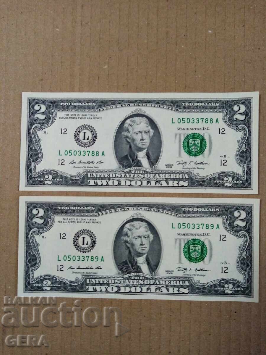Dollar banknotes