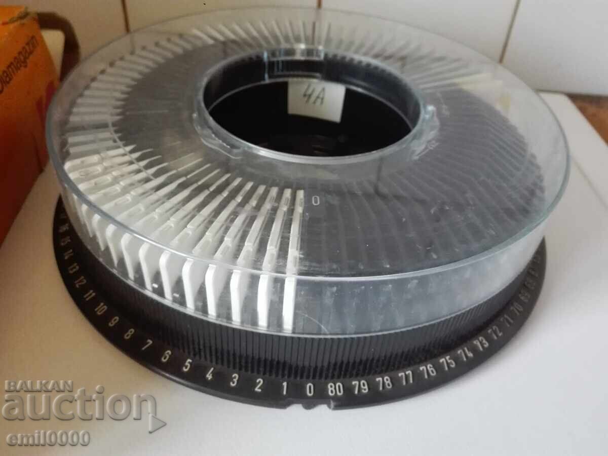 Inel cu diapozitive pentru diascop cu preț 24.99 BGN | € 12.78 Inel cu diapozitive pentru diascop cu preț 24.99 BGN | € 12.78