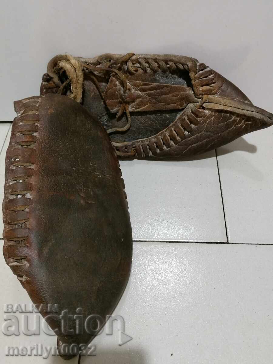 Pair of calfskin moccasins, size 43 - 5 Pair of calfskin moccasins, size 43 - 5