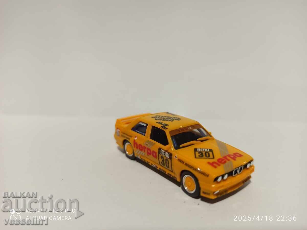 Количка bmw e30 размер 1/87 herpa HO от деветдесетте год