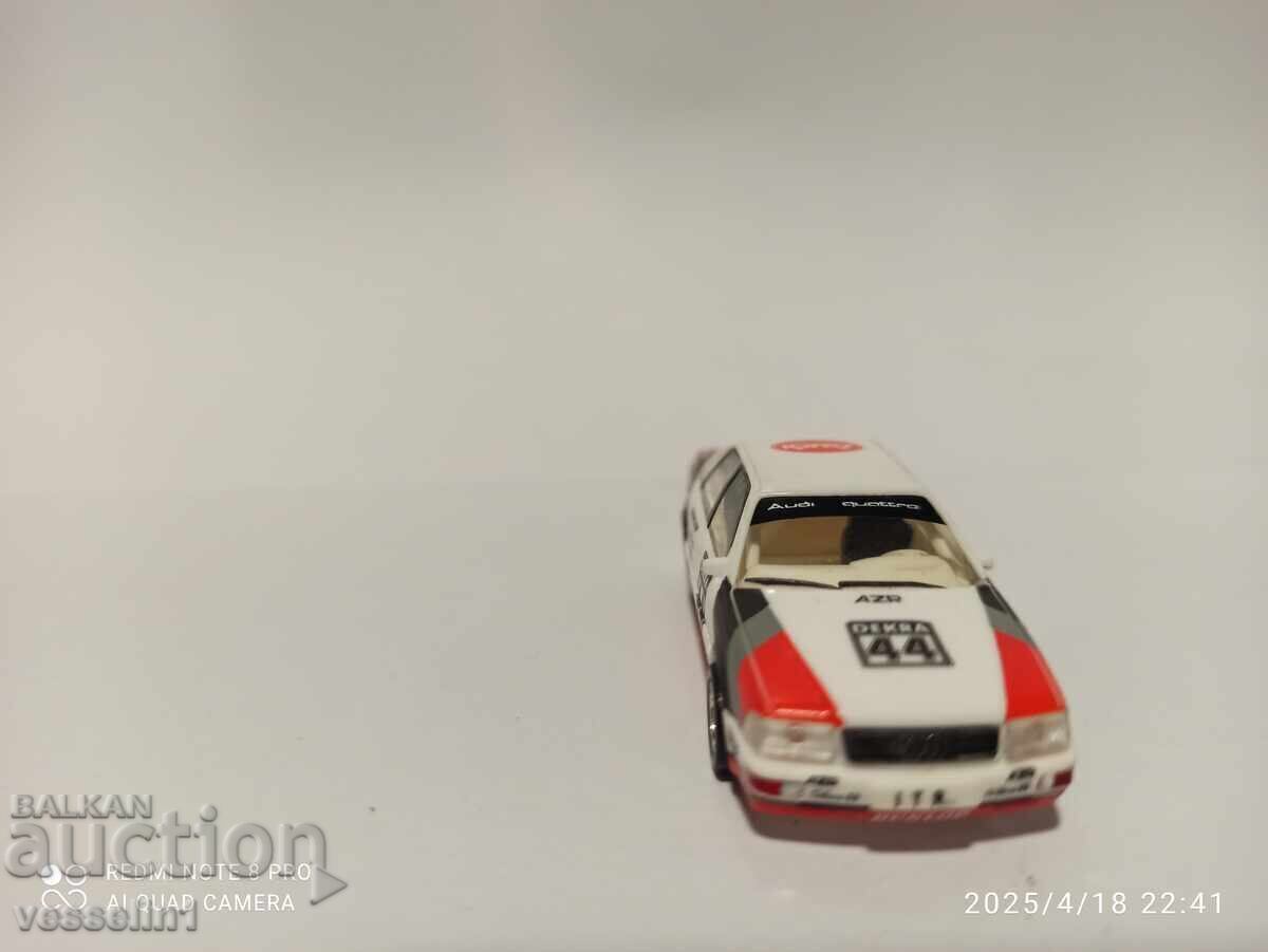 Auction  Audi 100 V8 model car, 1/87 scale, Herpa HO, from the nineties