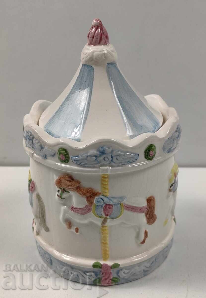 VAS DE PORȚELAN FOARTE FRUMOS CU CAPAC, ZAHARNIȚĂ, CARUSEL, CAL VAS DE PORȚELAN FOARTE FRUMOS CU CAPAC, ZAHARNIȚĂ, CARUSEL, CAL