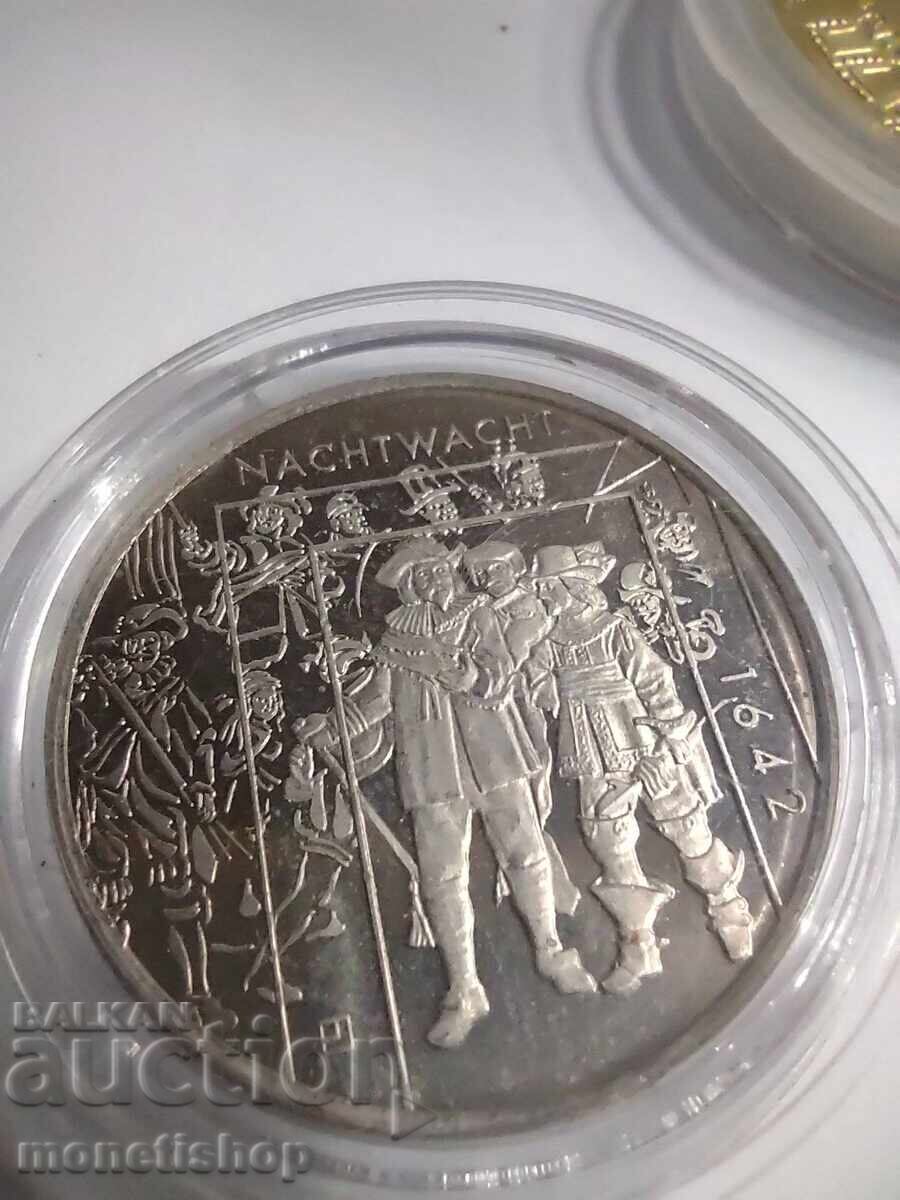 Auction 3 pcs. Medals coins in protective capsules Auction 3 pcs. Medals coins in protective capsules