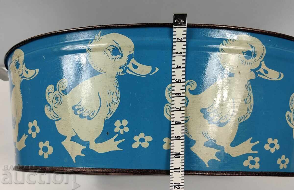 URSS JUCĂRIE PENTRU COPII DIN TABLĂ, VAPOR, COȘ, LEGĂN, GĂLEATĂ cu preț 25.00 BGN | € 12.78