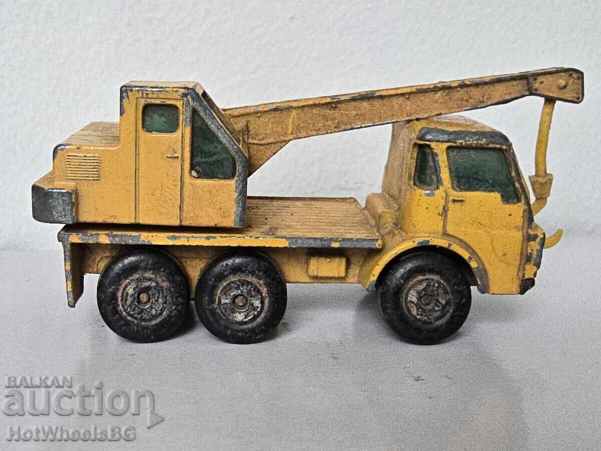 Matchbox  No 63A Dodge Crane Truck 1970 год с цена 4.99 лв. | € 2.55