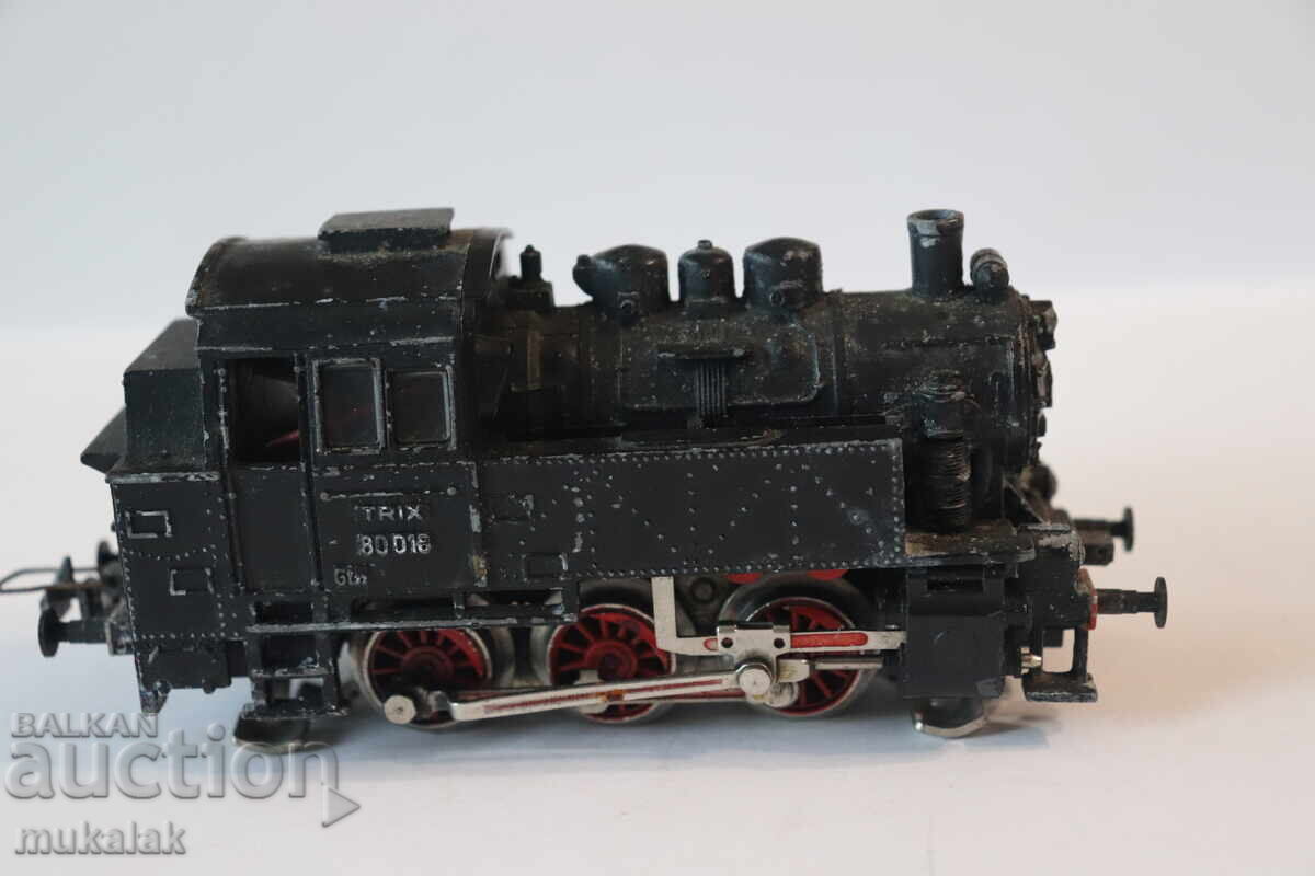 Delivery of TRIX EXPRESS H0 1/87 LOCOMOTIVE WAGON TRAIN TRAIN RAILWAY
