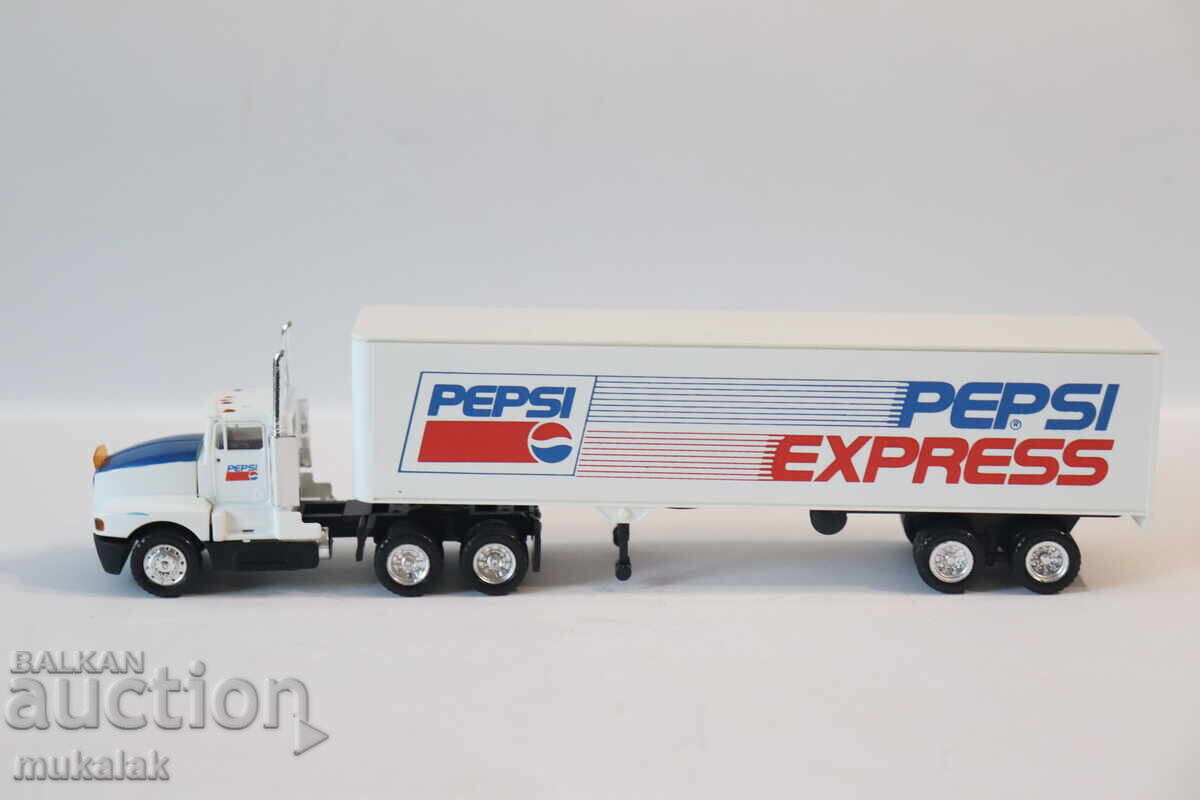 HERPA H0 1/87 KENWOOD USA TRUCK TIR PEPSI MODEL CAR