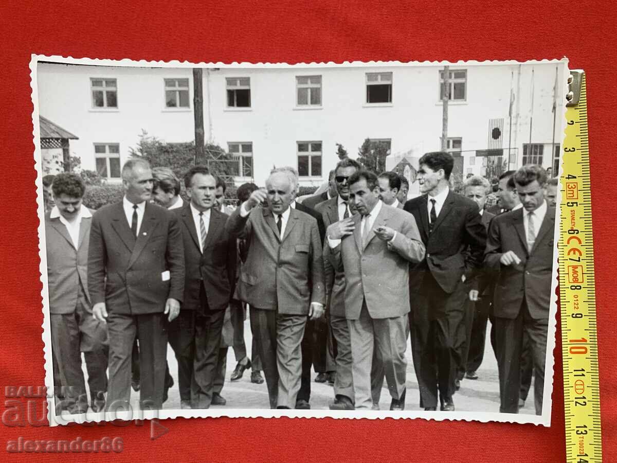 Τόdor Zhivkov Βάλκαν Σόποφ Πέκο Τάκοφ παλιά φωτογραφία - 5