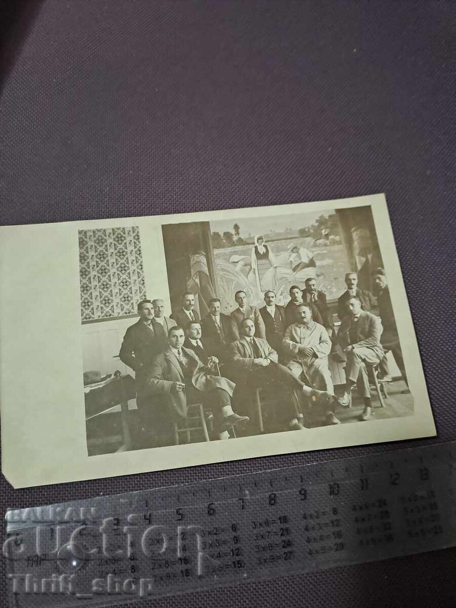 Cartolină poștală - grup de bărbați Cartolină poștală - grup de bărbați