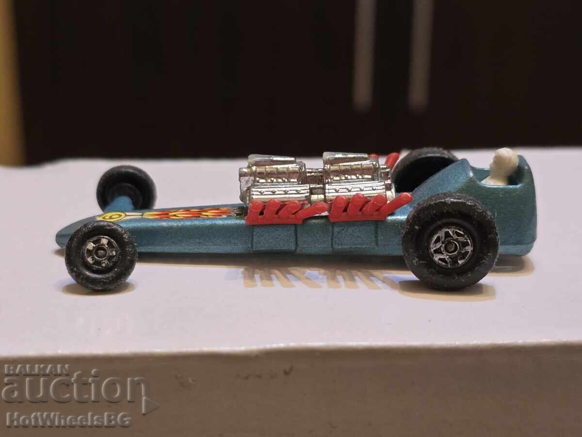 Matchbox No 64B Slingshot Dragster 1971 god. (Στα Ελληνικά) Matchbox No 64B Slingshot Dragster 1971 god. (Στα Ελληνικά)