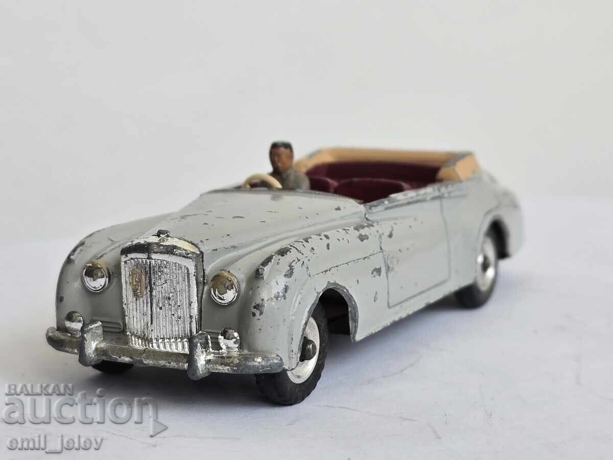 Аукцион Dinky Toys No 194 Bentley S2 Аукцион Dinky Toys No 194 Bentley S2