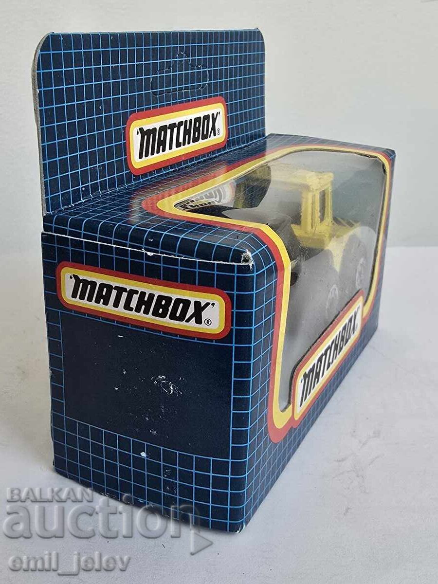 Παράδοση MATCHBOX MB 29 TRACTOR SHOVEL ΚΙΤΡΙΝΟ