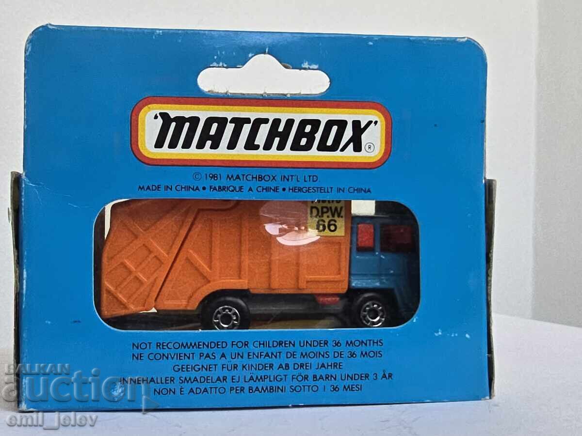 MATCHBOX MB 36 Camion de gunoi Metro DPW - 5 MATCHBOX MB 36 Camion de gunoi Metro DPW - 5