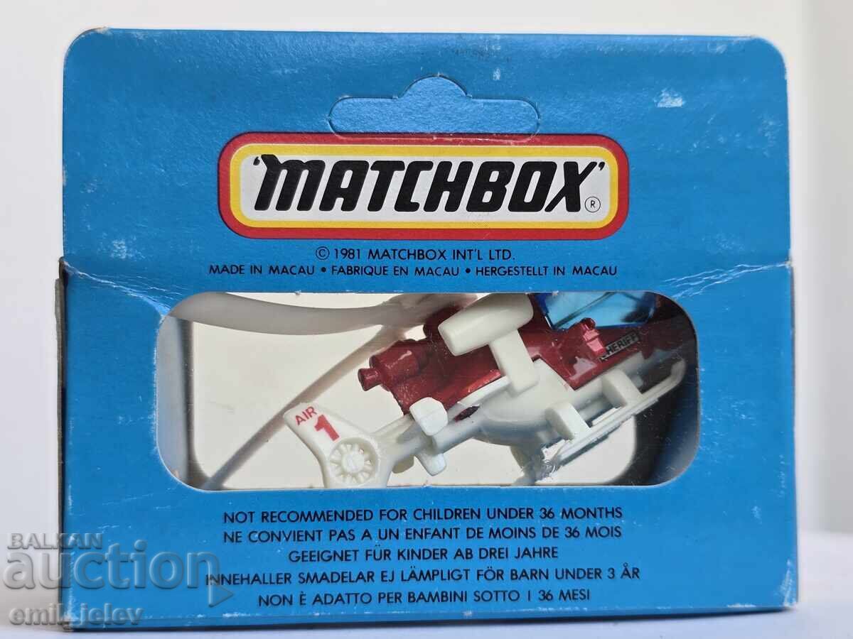 Licitație MATCHBOX MB 57 Elicopter de Misiune Roșu Avion