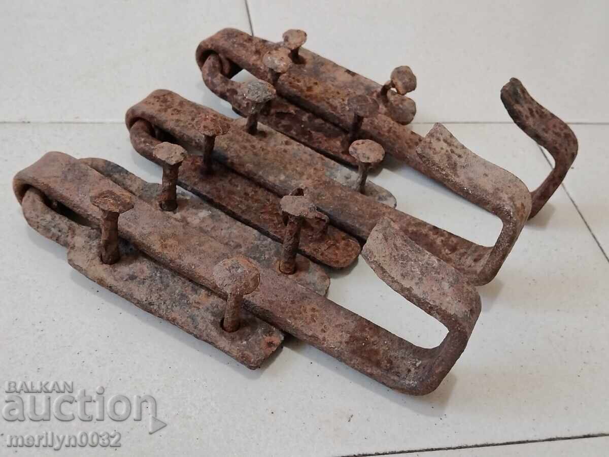 Аукцион Три броя куки ченгели от талига  ченгел ковано желязо