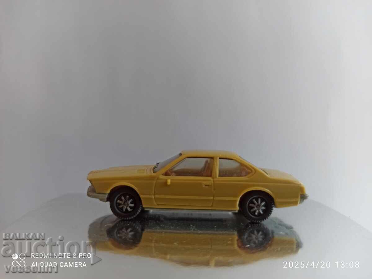 Количка bmw 633 csi размер 1/87 herpa HO от деветдесетте год с цена € 9.50 | 18.58 лв.