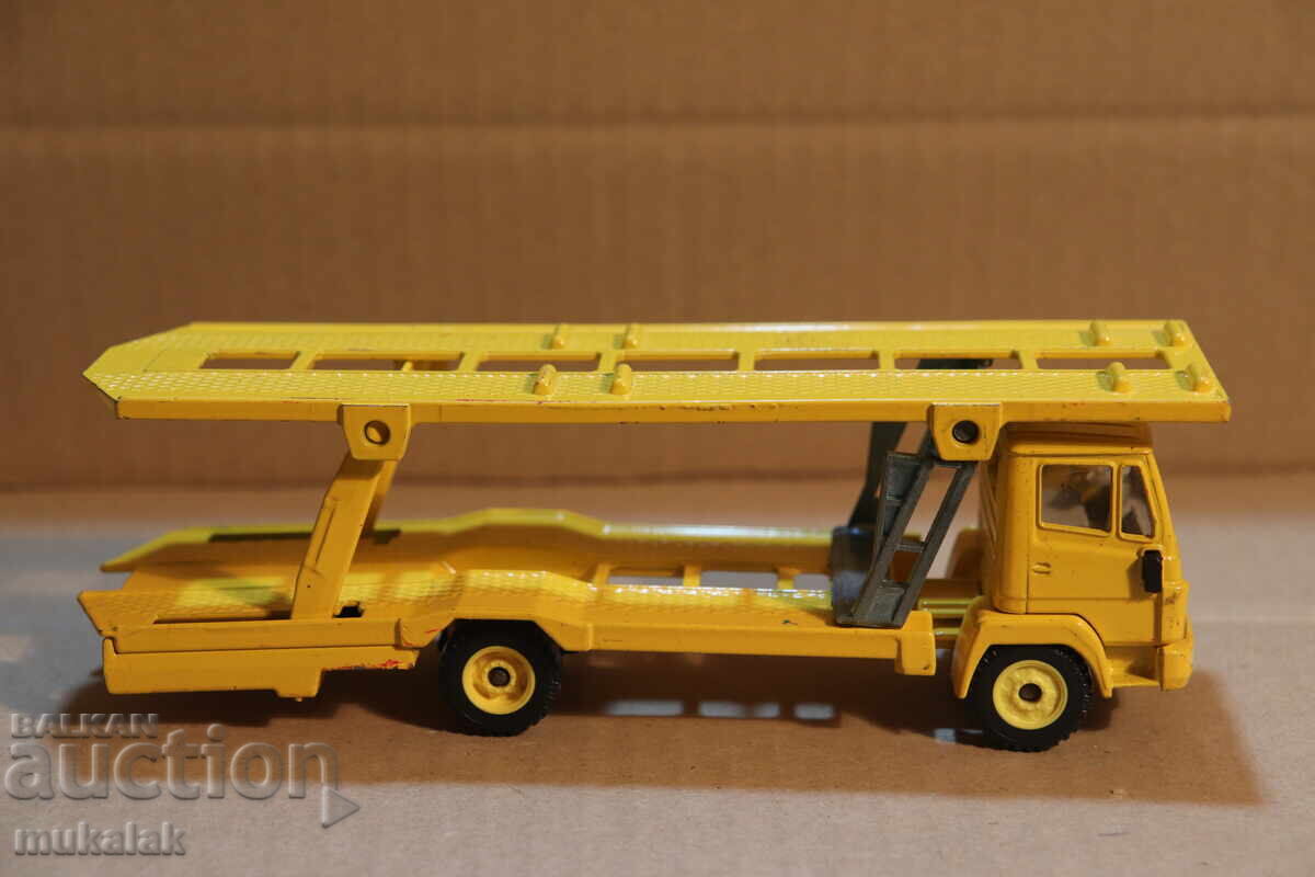 Delivery of SIKU 1:55 ?? MERCEDES BENZ Car Transporter Truck Model