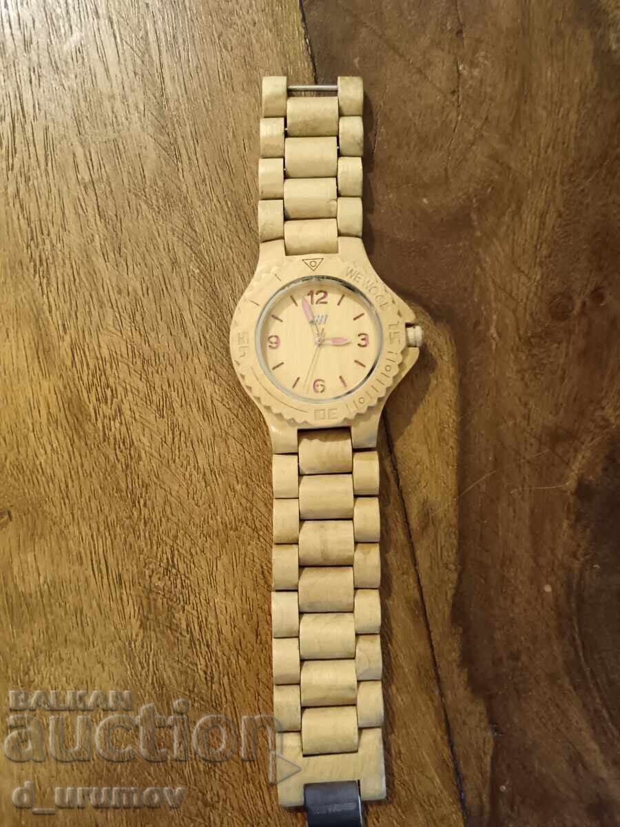Αντίκα ξύλινο ρολόι WE WOOD E13-188 με τιμή 40.00 BGN | € 20.45