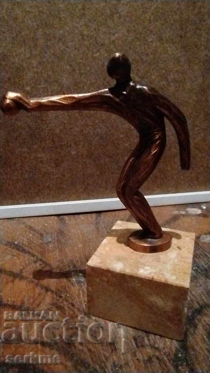 Χάλκινη φιγούρα Χάλκινη φιγούρα