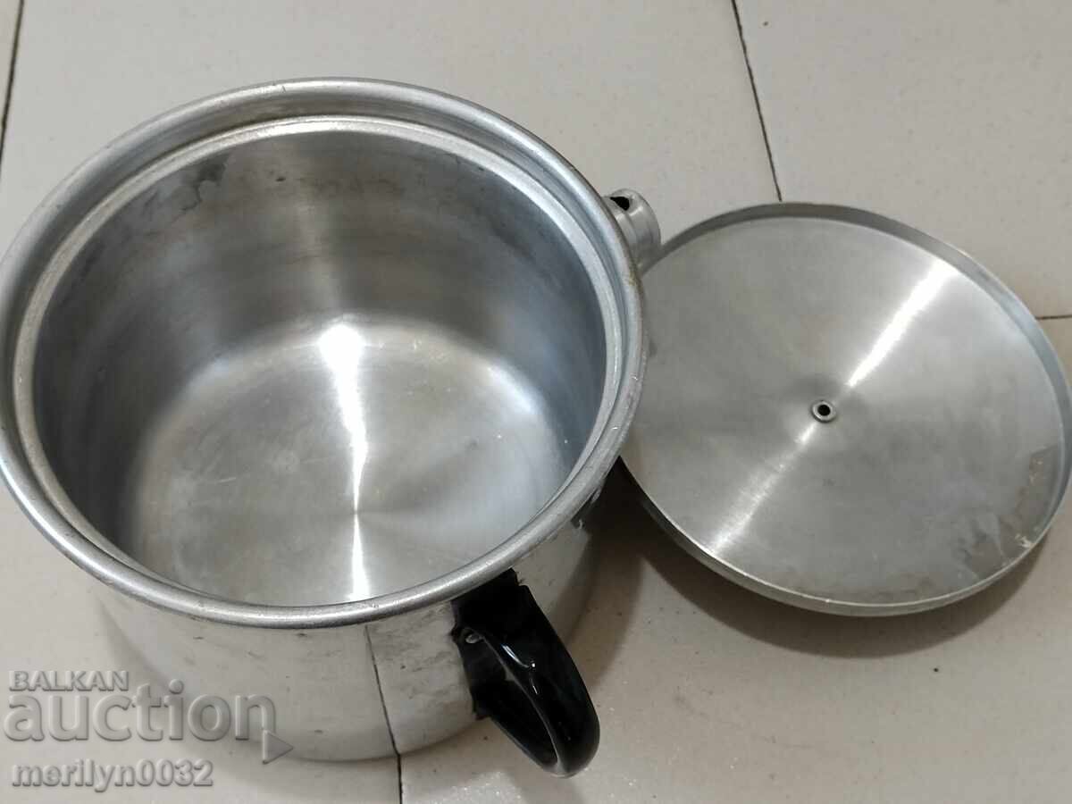 Livrarea Cazan de lapte din aluminiu din perioada socialistă