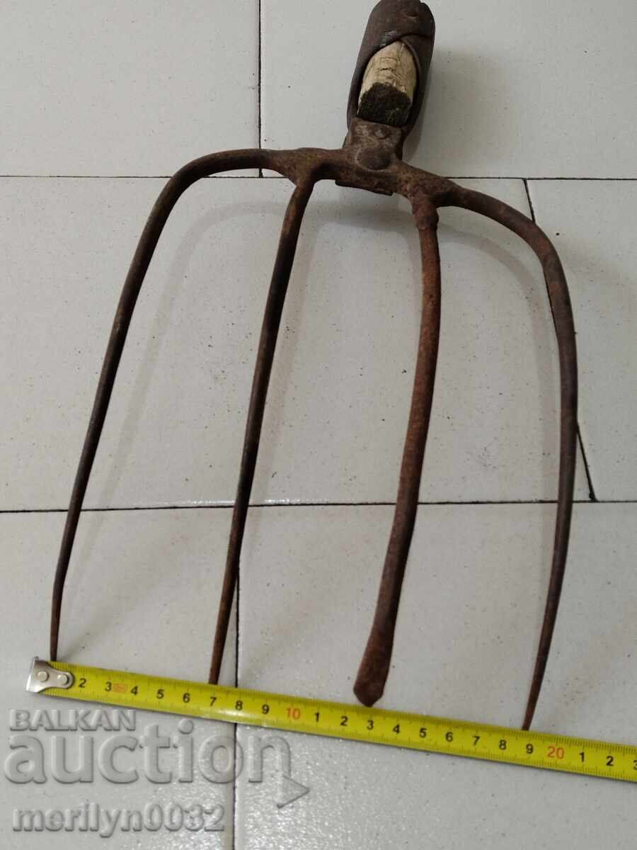 Παλιό εξοχικό σπίτι, σφυρήλατο σίδερο εργαλείο - 7 Παλιό εξοχικό σπίτι, σφυρήλατο σίδερο εργαλείο - 7