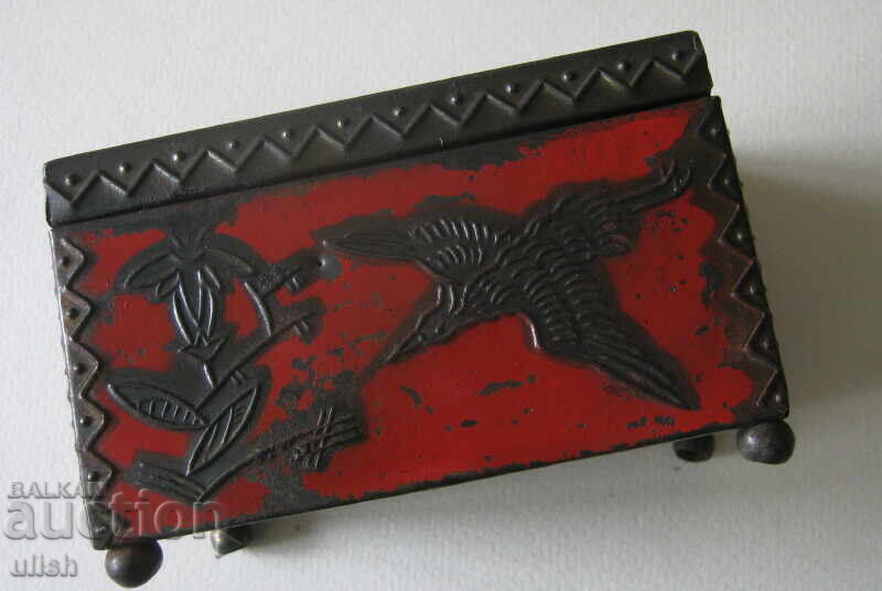 Стара антична тенекиена кутия птица арт щампа с цена 25.00 лв. | € 12.78