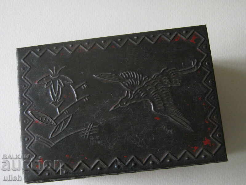 Стара антична тенекиена кутия птица арт щампа