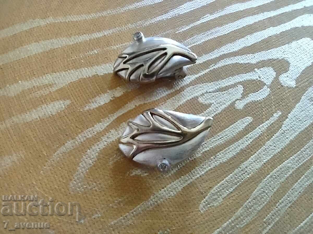 Cercei, argint, model de top, clips anii '70 20.04.25 Cercei, argint, model de top, clips anii '70 20.04.25