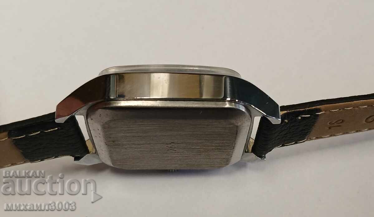 Licitație CEAS DE MÂNĂ MECANIC RUS RAKETA Licitație CEAS DE MÂNĂ MECANIC RUS RAKETA