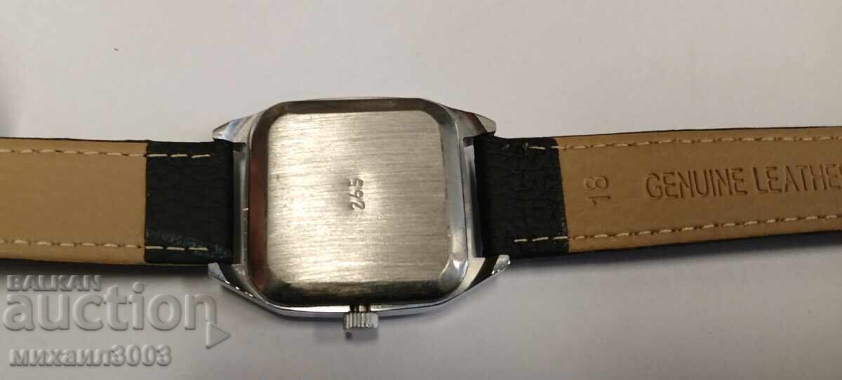 Livrarea CEAS DE MÂNĂ MECANIC RUS RAKETA Livrarea CEAS DE MÂNĂ MECANIC RUS RAKETA