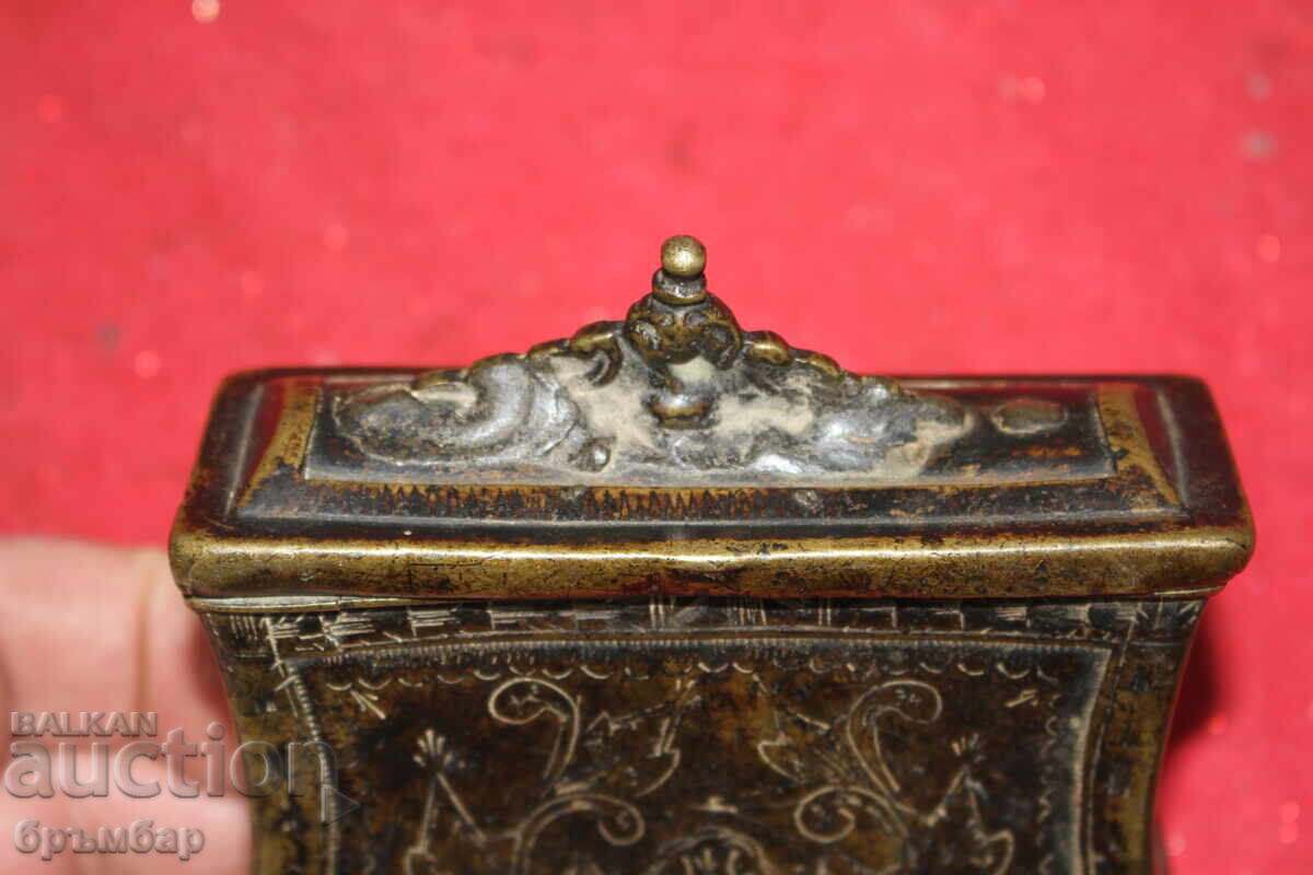 Ottoman bronze engraved powder flask with price 350.00 BGN | € 178.95